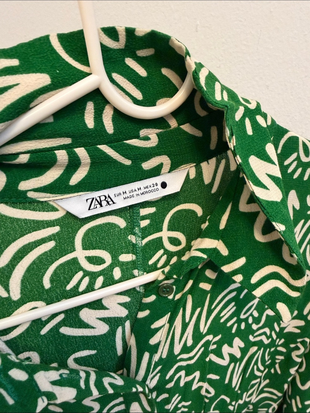 Zara Green Printed V-Neck Maxi Dress - Unbranded - Picture 14 of 16